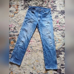 Distressed Wranglers 34x32